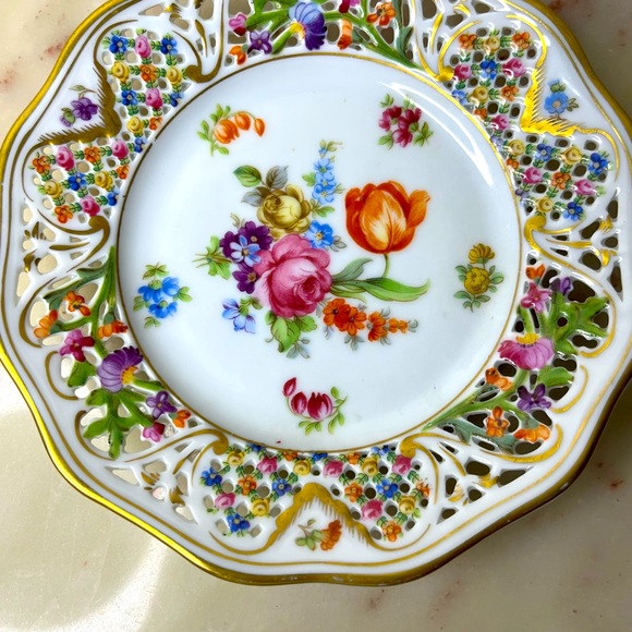 Vintage SCHUMANN BAVARIA Germany Floral Perforated Porcelain Porcelain Plate - Picture 1 of 5